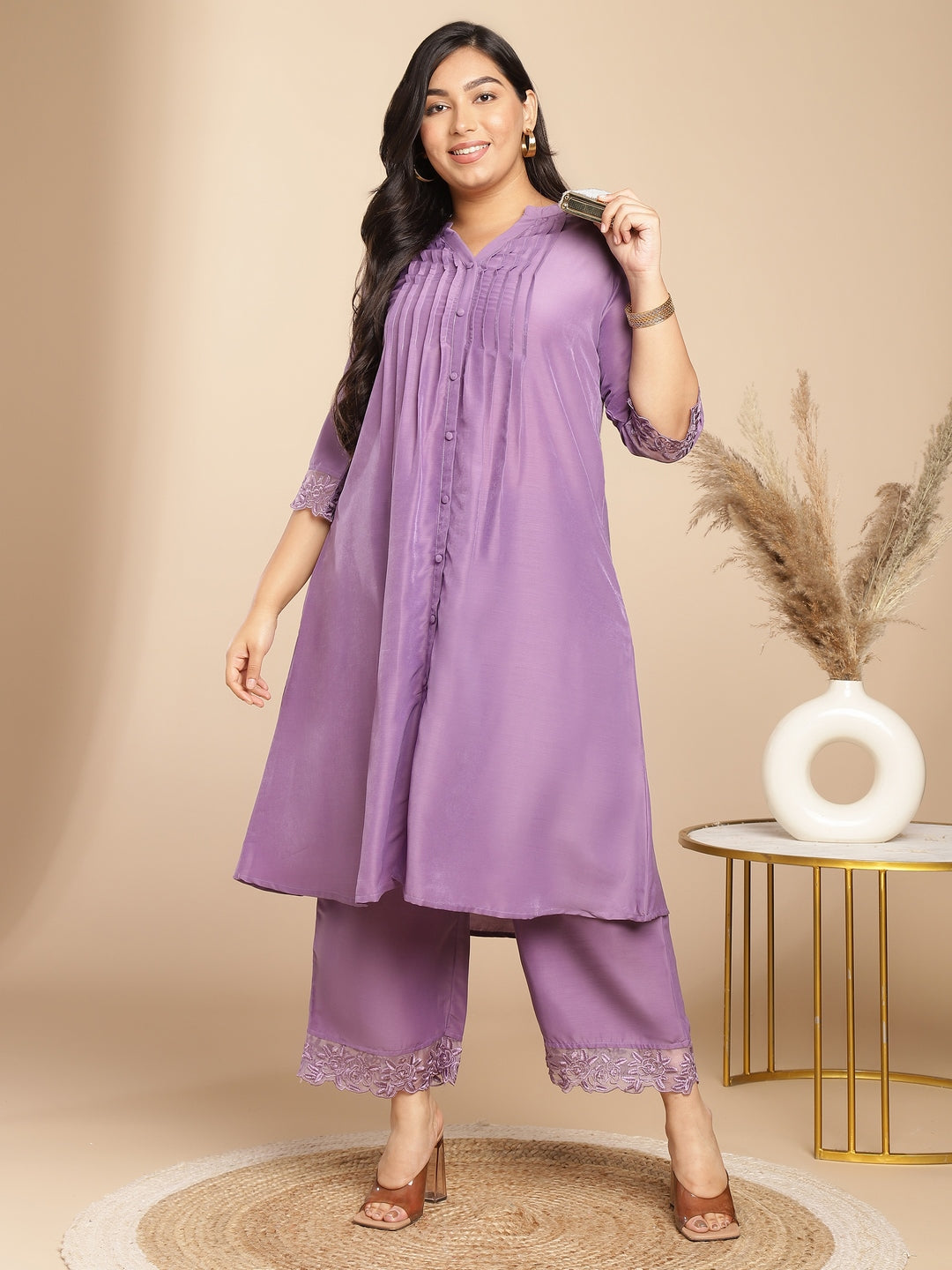 Janasya Pleated Muslin Lavender Embroidered V-Neck with Band Collar Kurta & Bottom