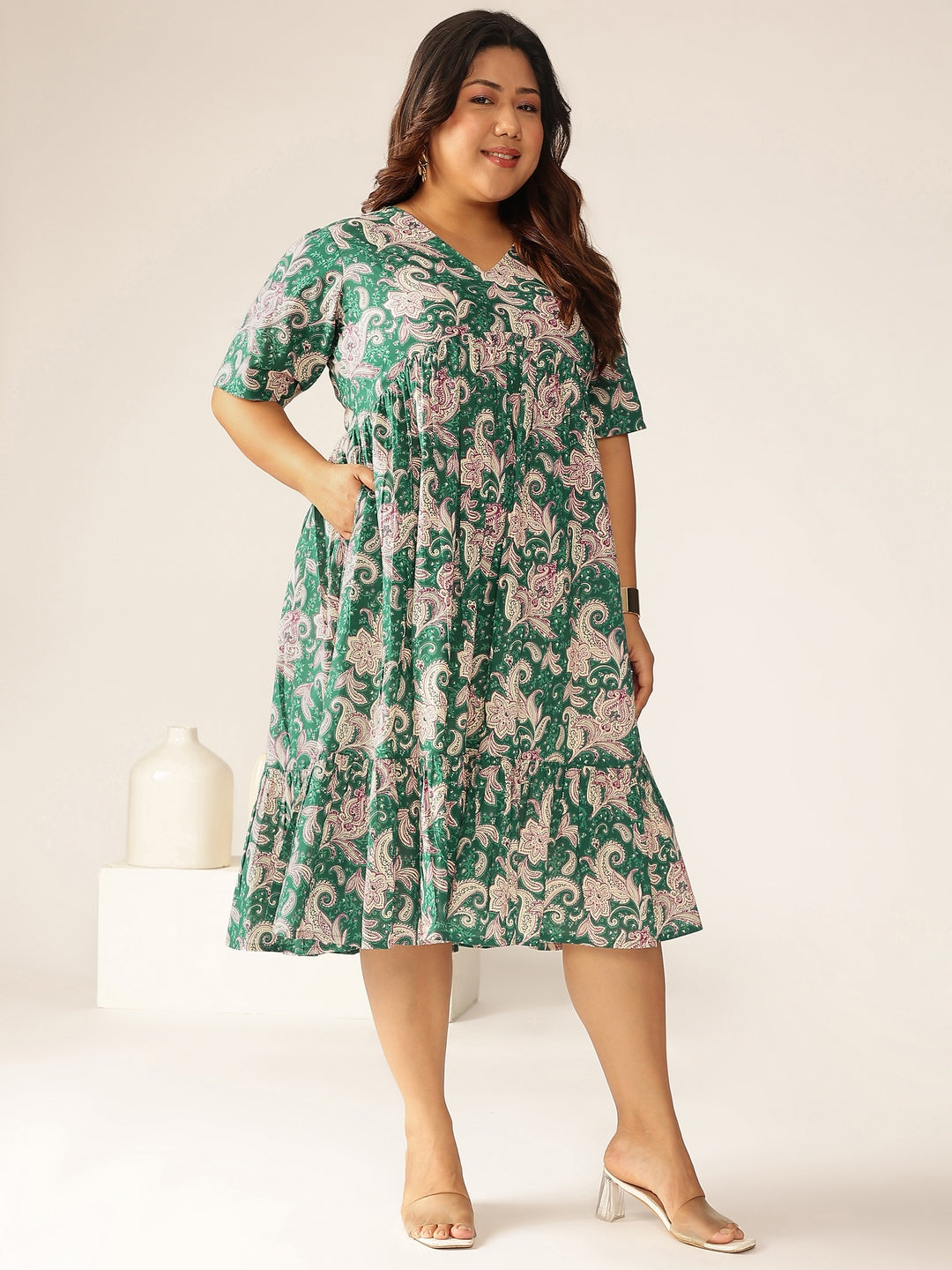 Janasya Dark Cotton Floral Tiered Dress
