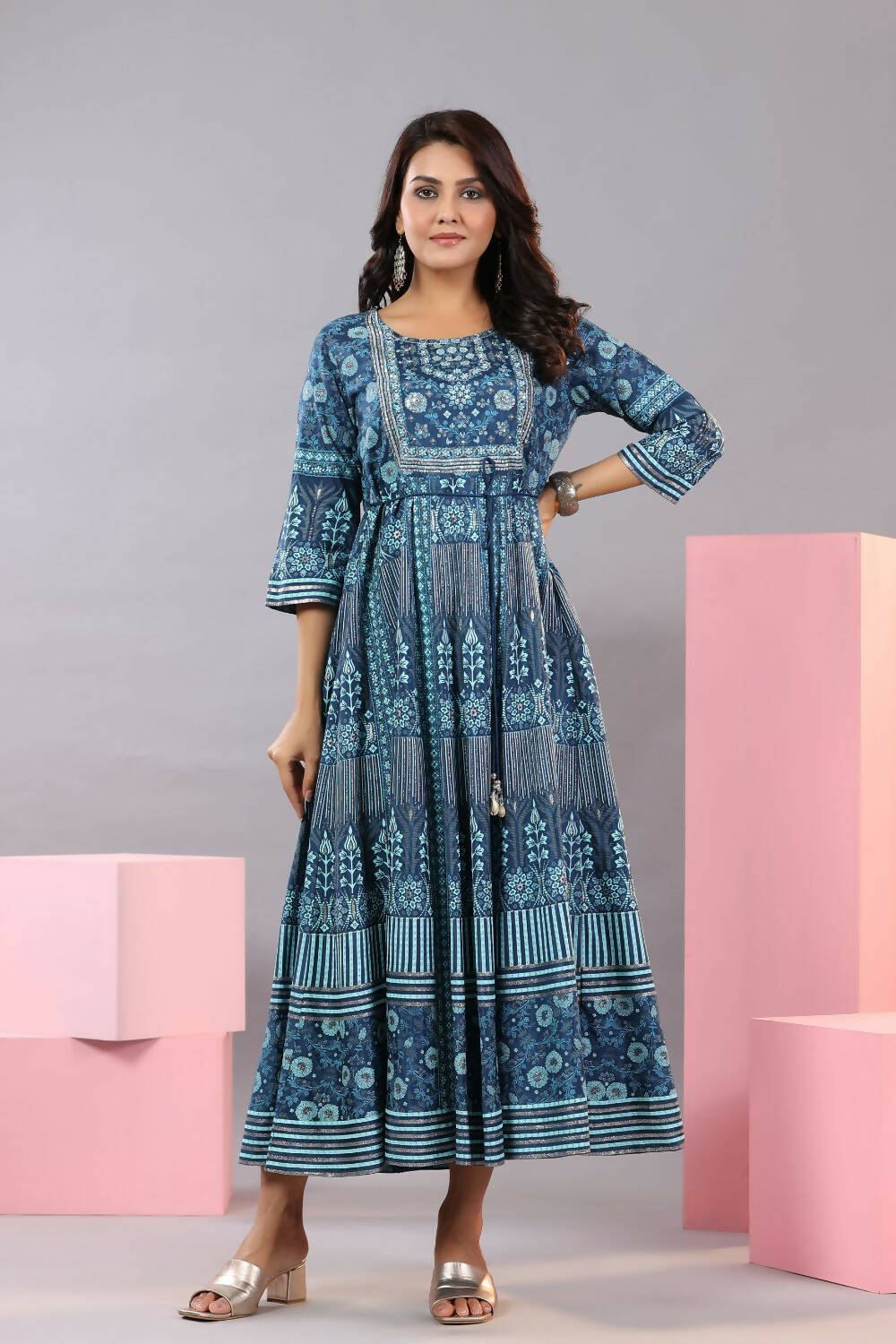 Juniper Women Blue Shantoon Floral Printed Maxi Dress