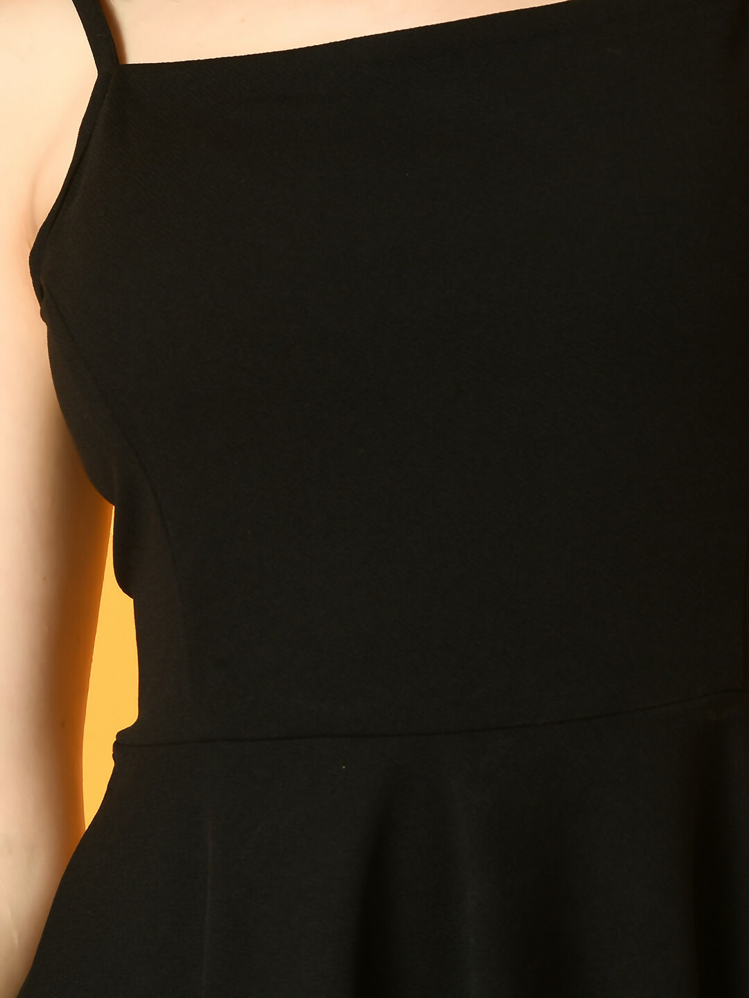Myshka Women's Black Solid Party Dress