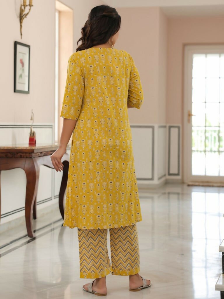 Aramya A-line Soft Cotton Butti Print Women's Kurta Set - Yellow