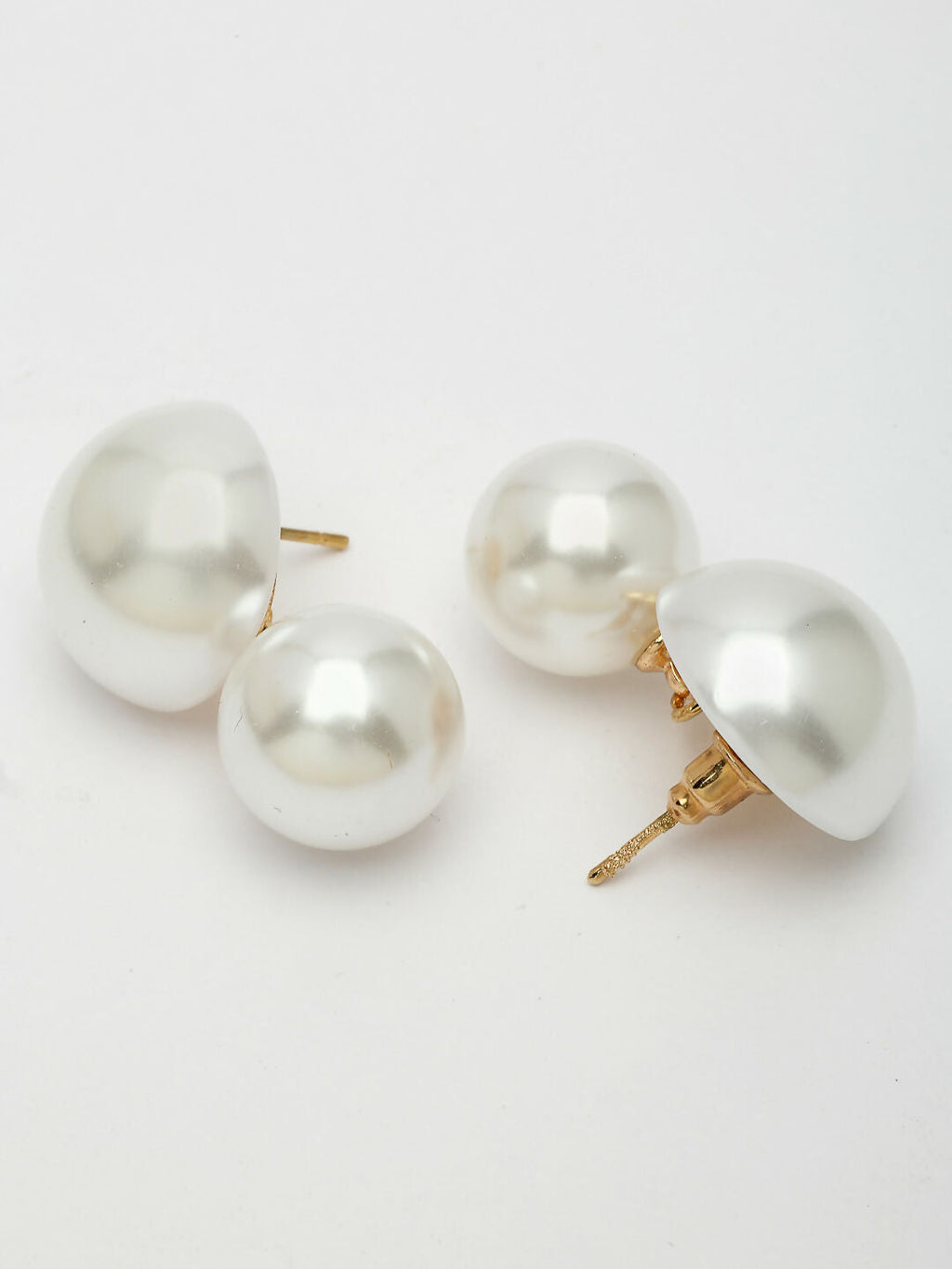 NVR Women's White Pearl Gold-Polished Circular Drop Earring