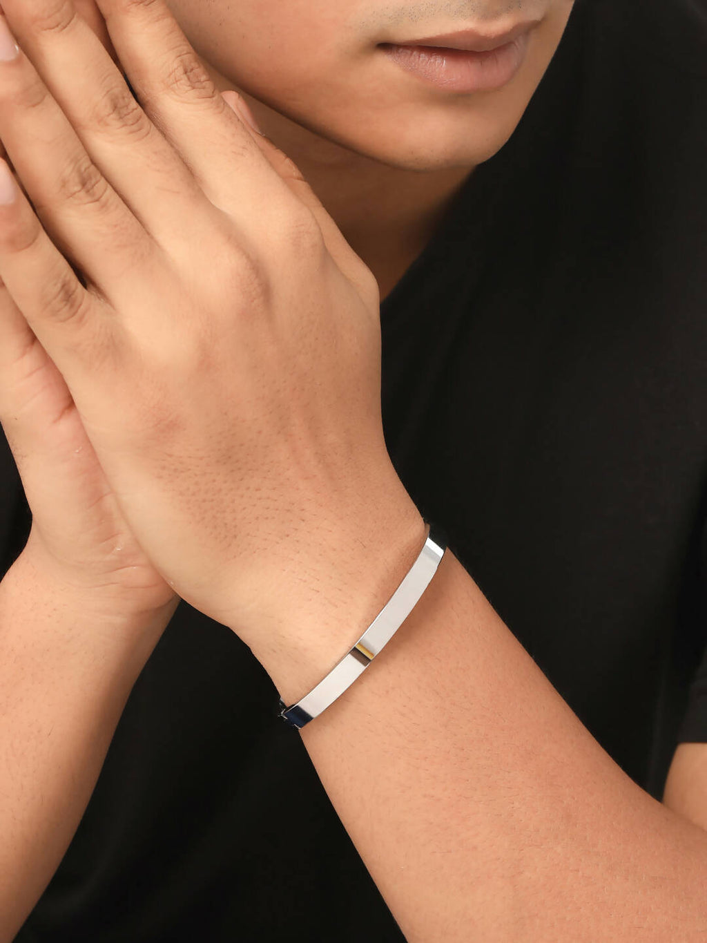NVR Men's Silver Metal Interlock Kada Bracelet