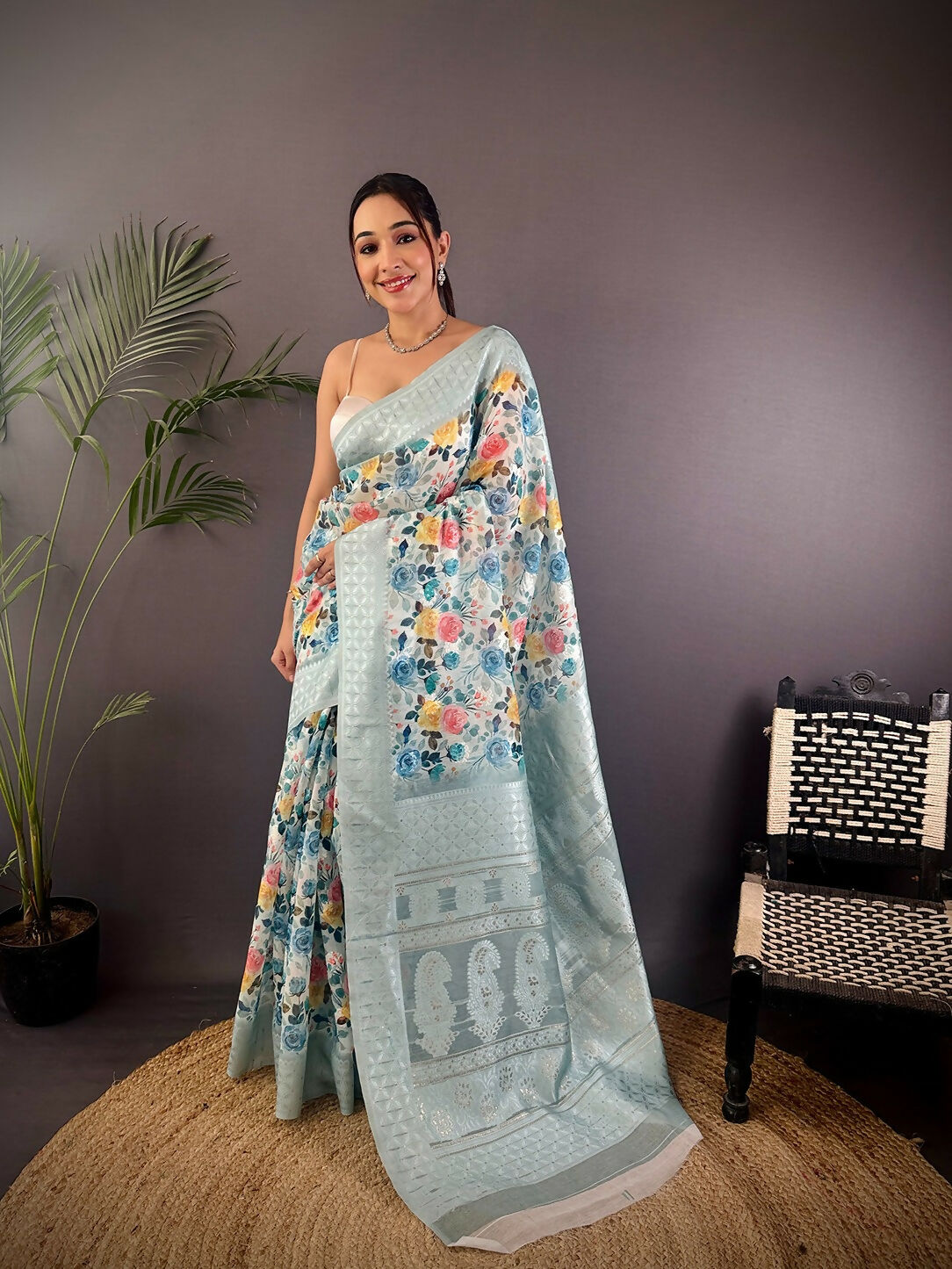 Joban Fashion Grey Floral Motifs Banarasi Silk Sarees