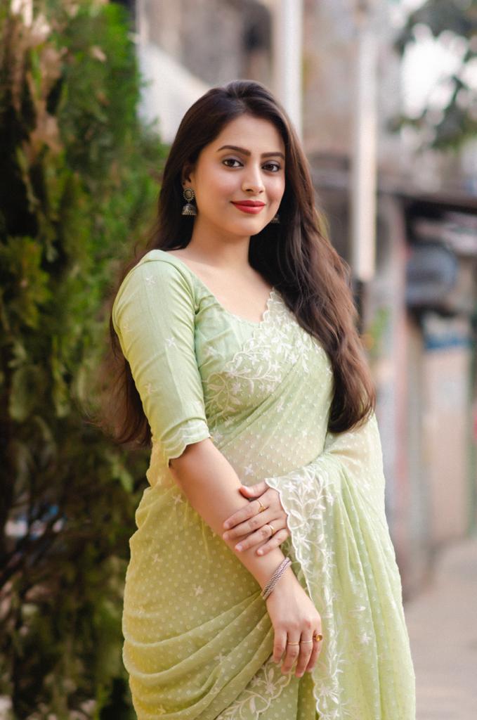 Green Pure Chiffon Woven Design Saree with Unstitched Blouse - A2M