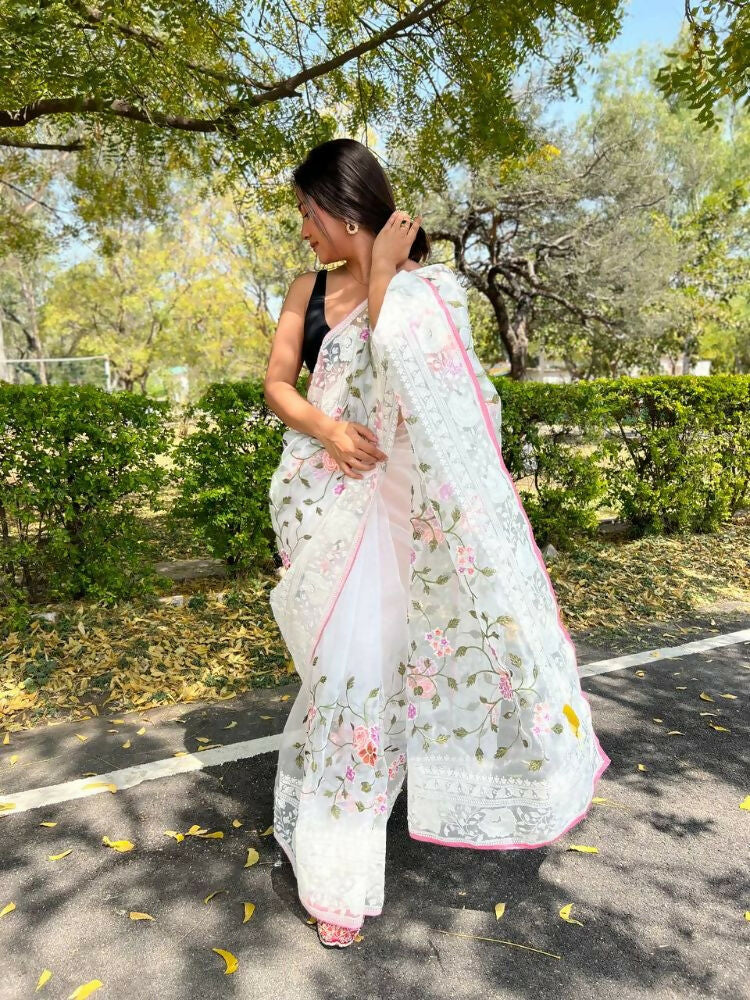 Vamsee Foolwarii White Organza Saree