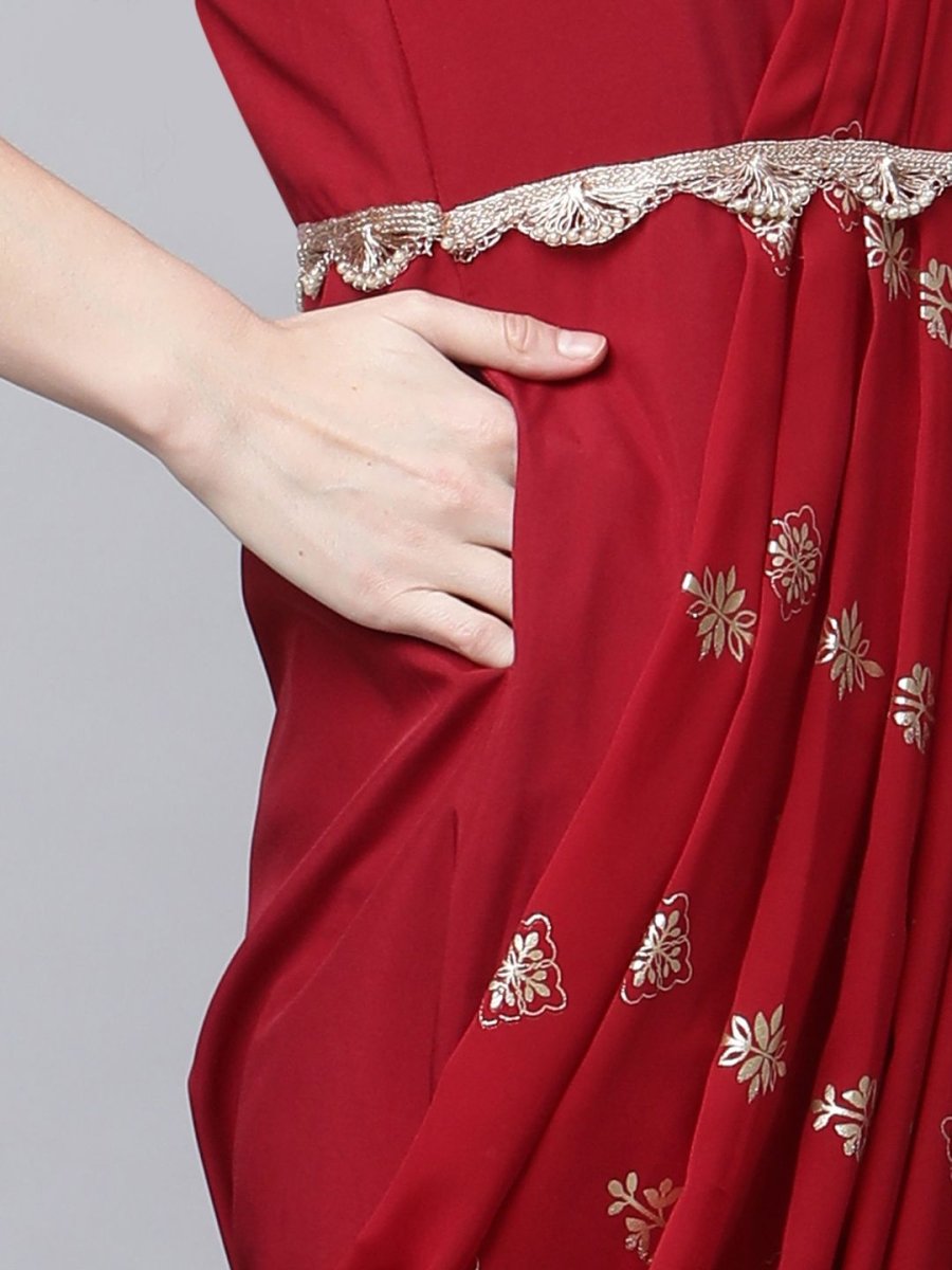 Ahalyaa Women Maroon Crepe Georgette Printed Saree Dress With Printed Pallu