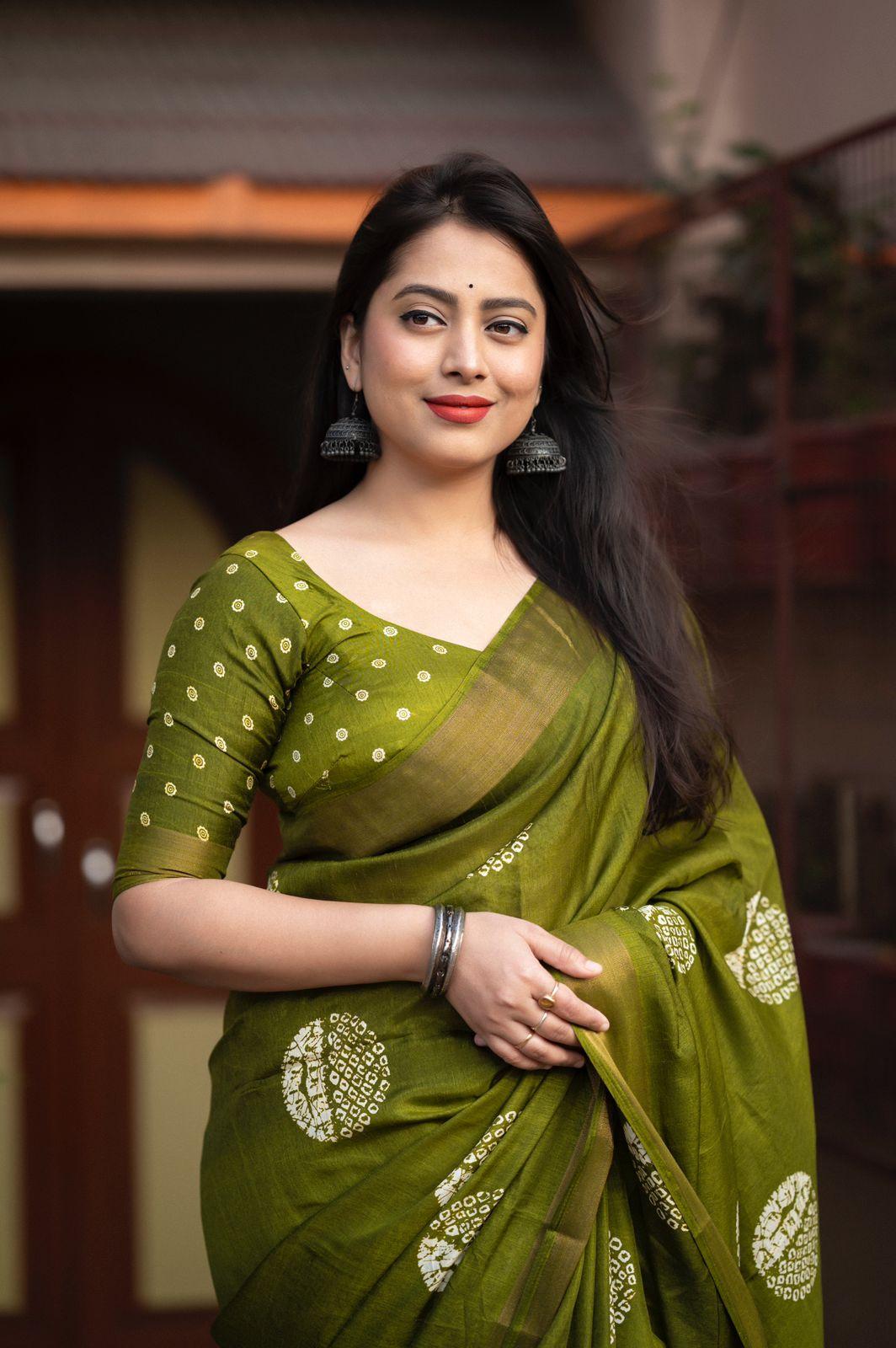 Mehndi Cotton Crepe Batik Print Saree with Unstitched Blouse - Hiral Fashion