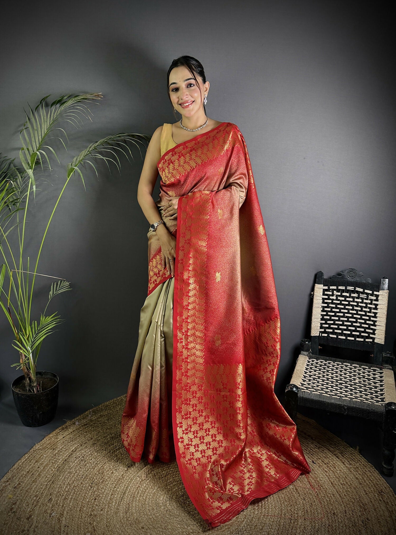 Joban Fashion Beige Handloom Silk Ikkat Saree