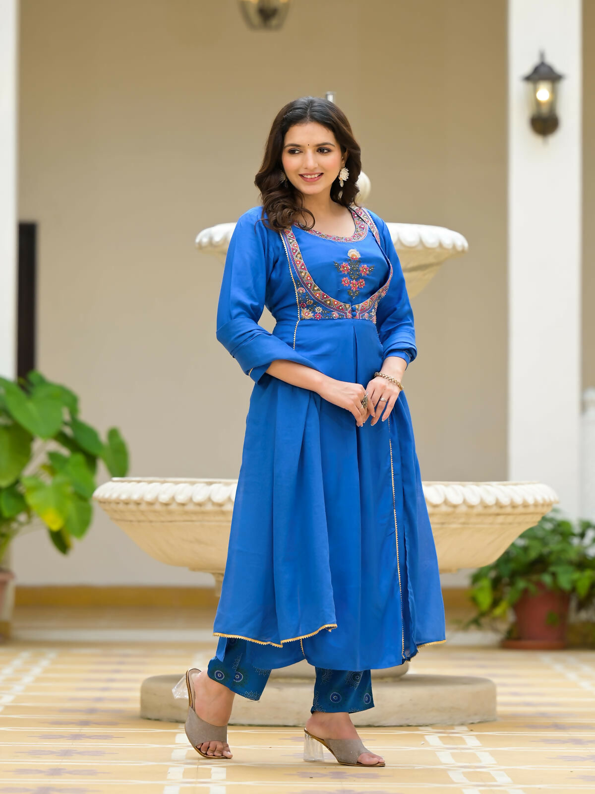 Juniper Women's Blue Solid Viscose Kurta Pant With Dupatta Set With Thread & Mirror Work