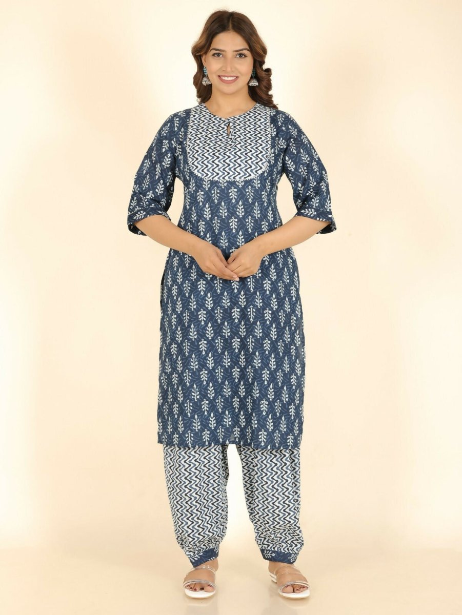 Aramya Straight Soft Cotton Floral Print Women's Kurta Set - Blue