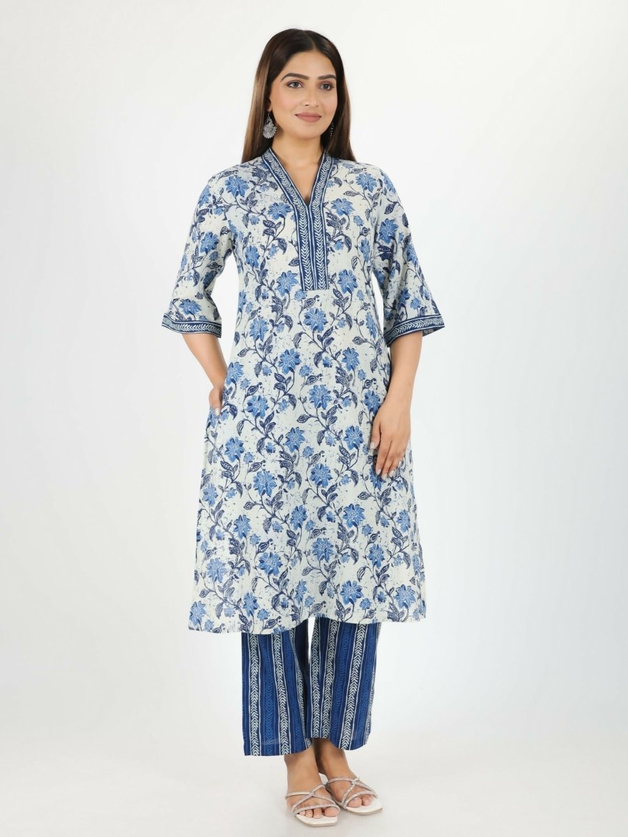 Aramya Off White Soft Cotton Floral Print Straight Kurta Set for Women
