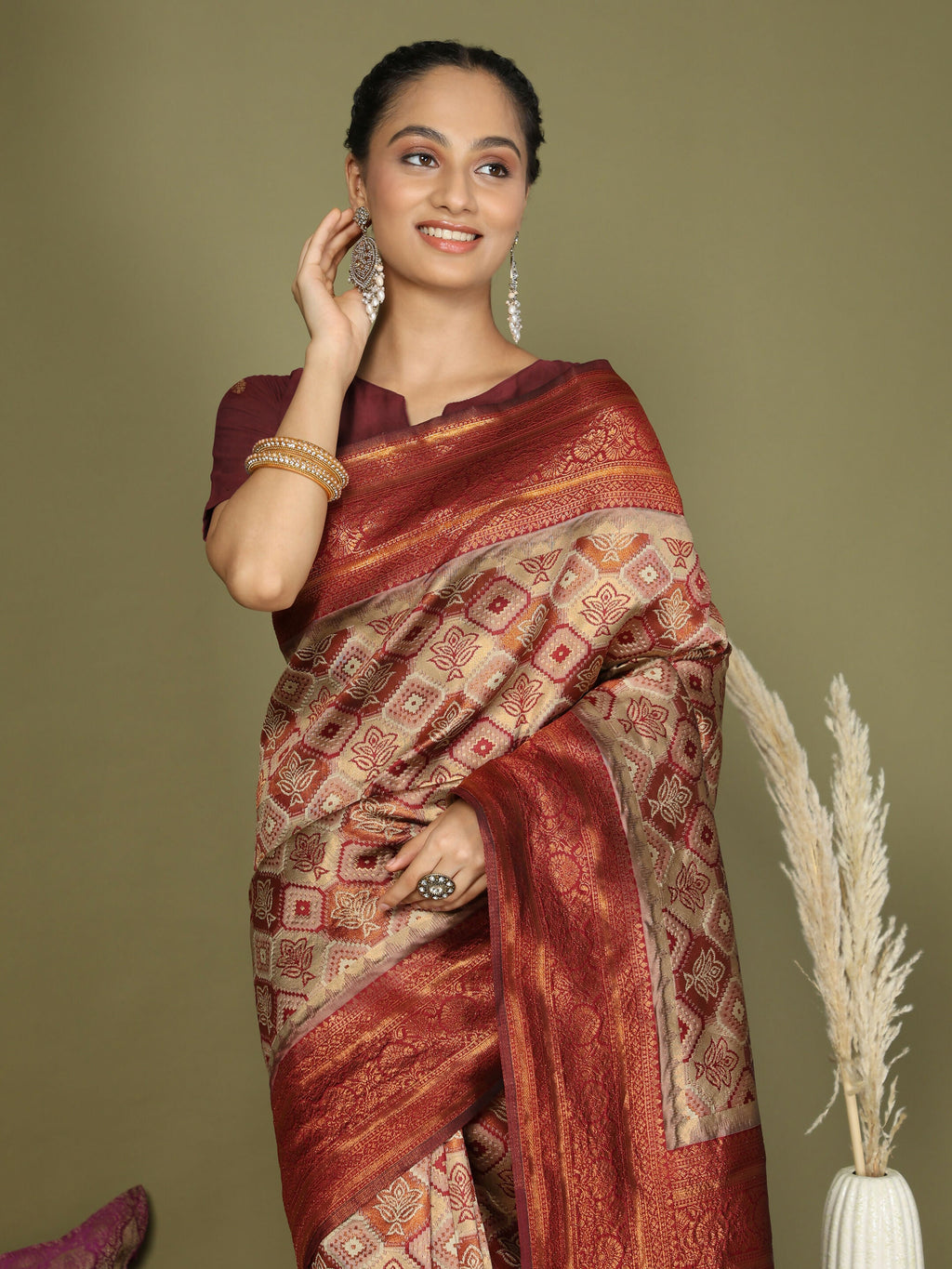 Shree Shyam Fashion Lichi Silk Cream Saree