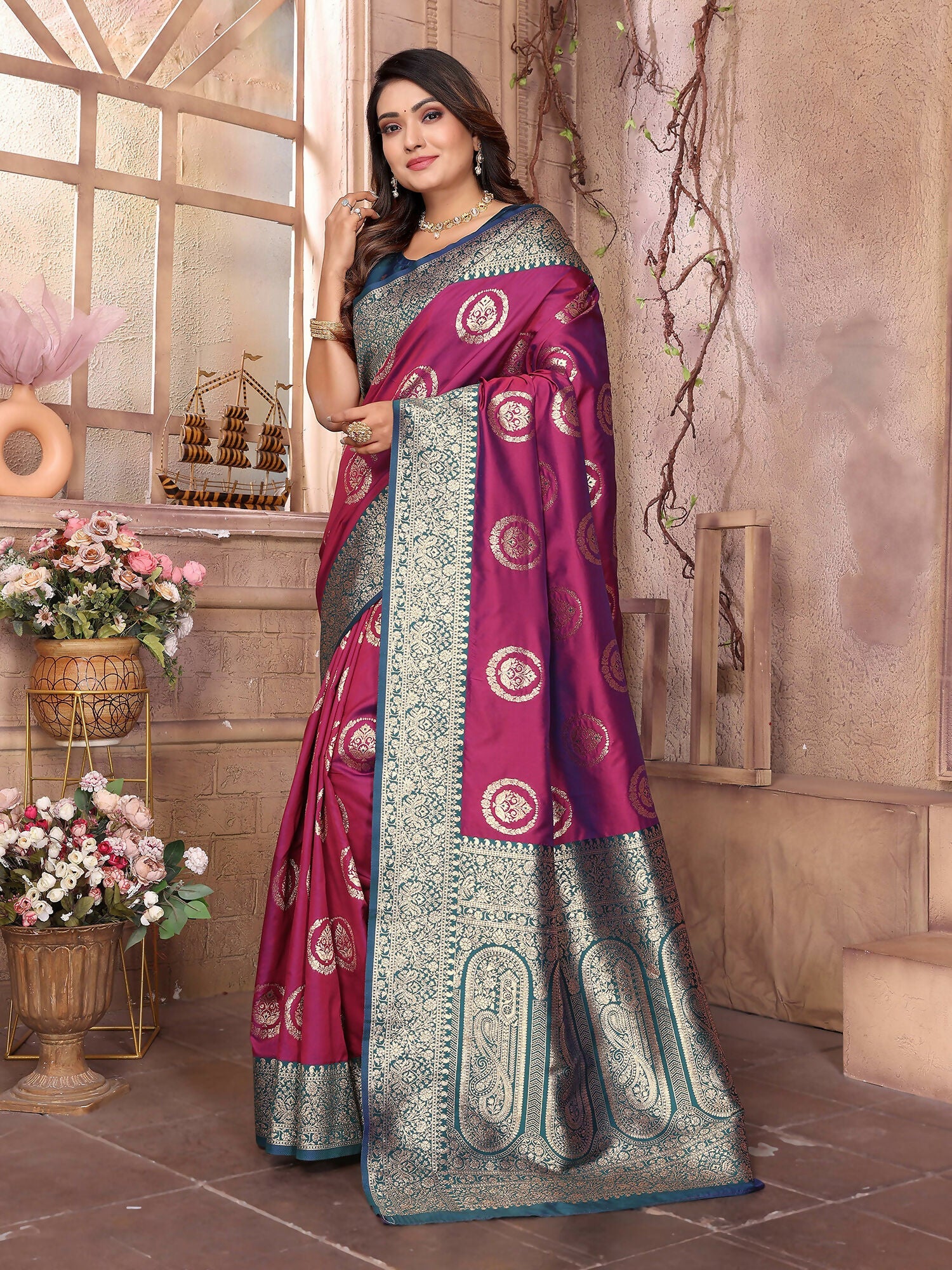 Joban Fashion Magenta Banarasi Soft Silk Woven Saree