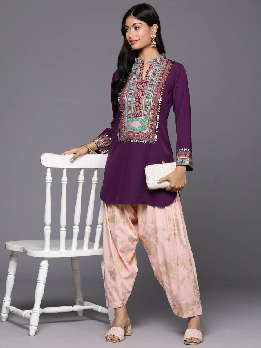 Ahalyaa Women's Traditional wear Kurta Set - Burgundy