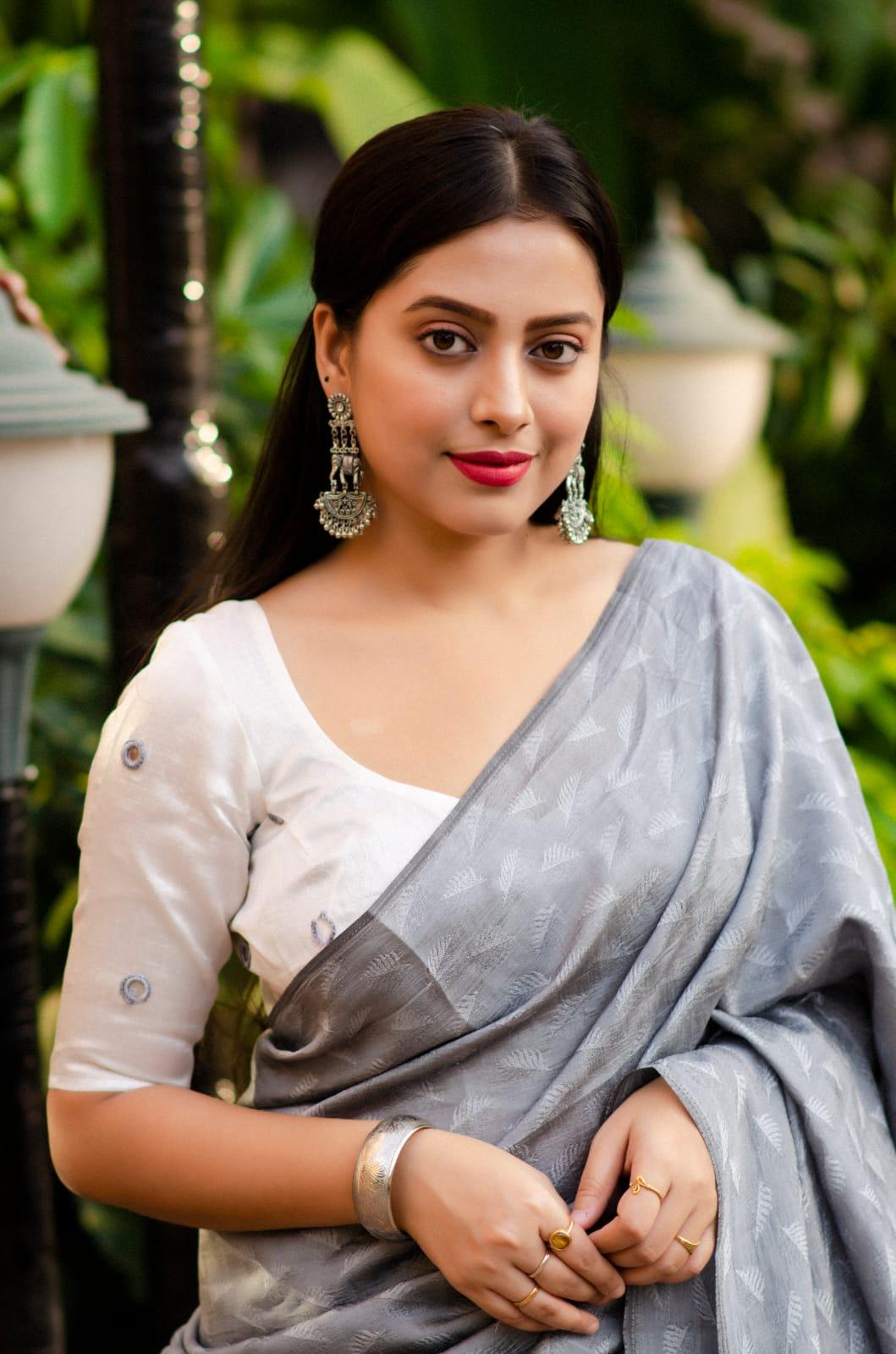 Grey Poly Georgette Woven Design Saree with Unstitched Blouse - A2M