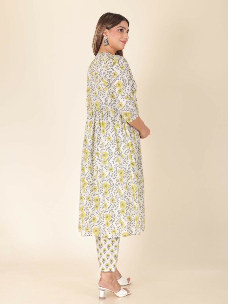 Aramya Yellow Soft Cotton Floral Print A-line Kurta Set for Women
