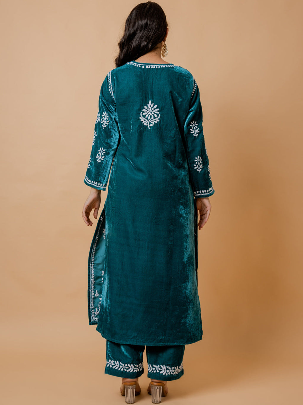 HOUSE OF KARI Ethnic Motifs Embroidered Chikankari Velvet Kurta With Trousers