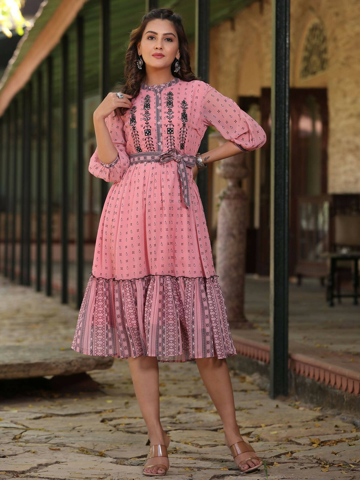 Juniper Women's Pink Georgette Printed Flared Dress