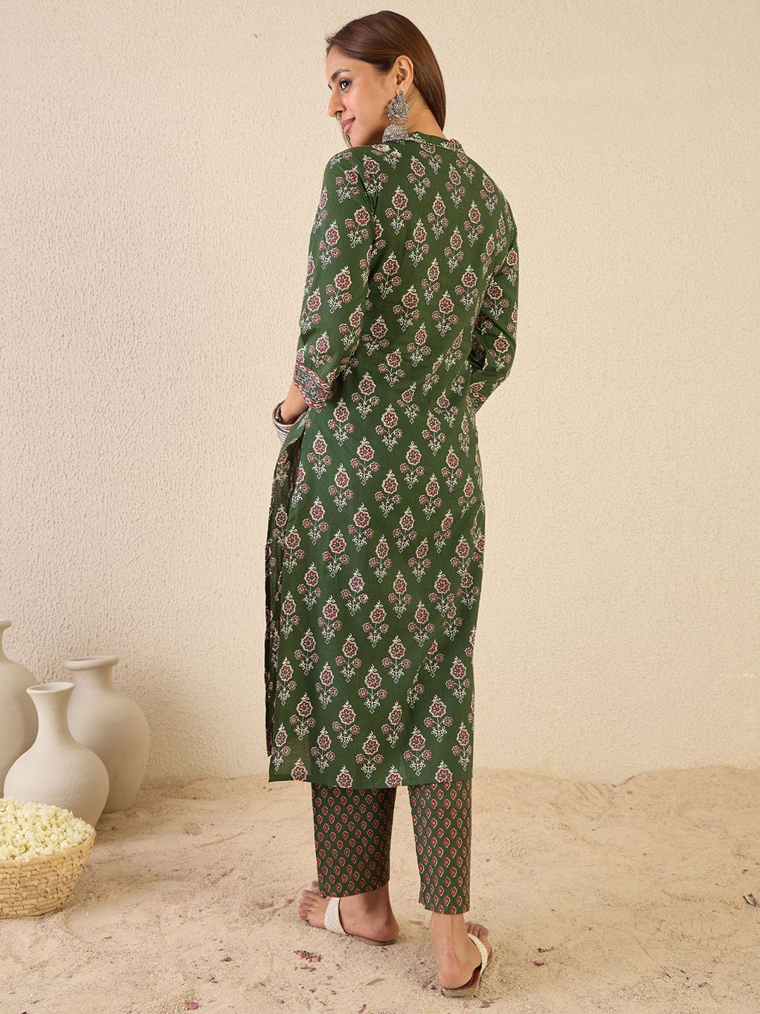 Indo Era Women Floral Printed Regular Sequinned Detail Pure Cotton Kurta with Trousers