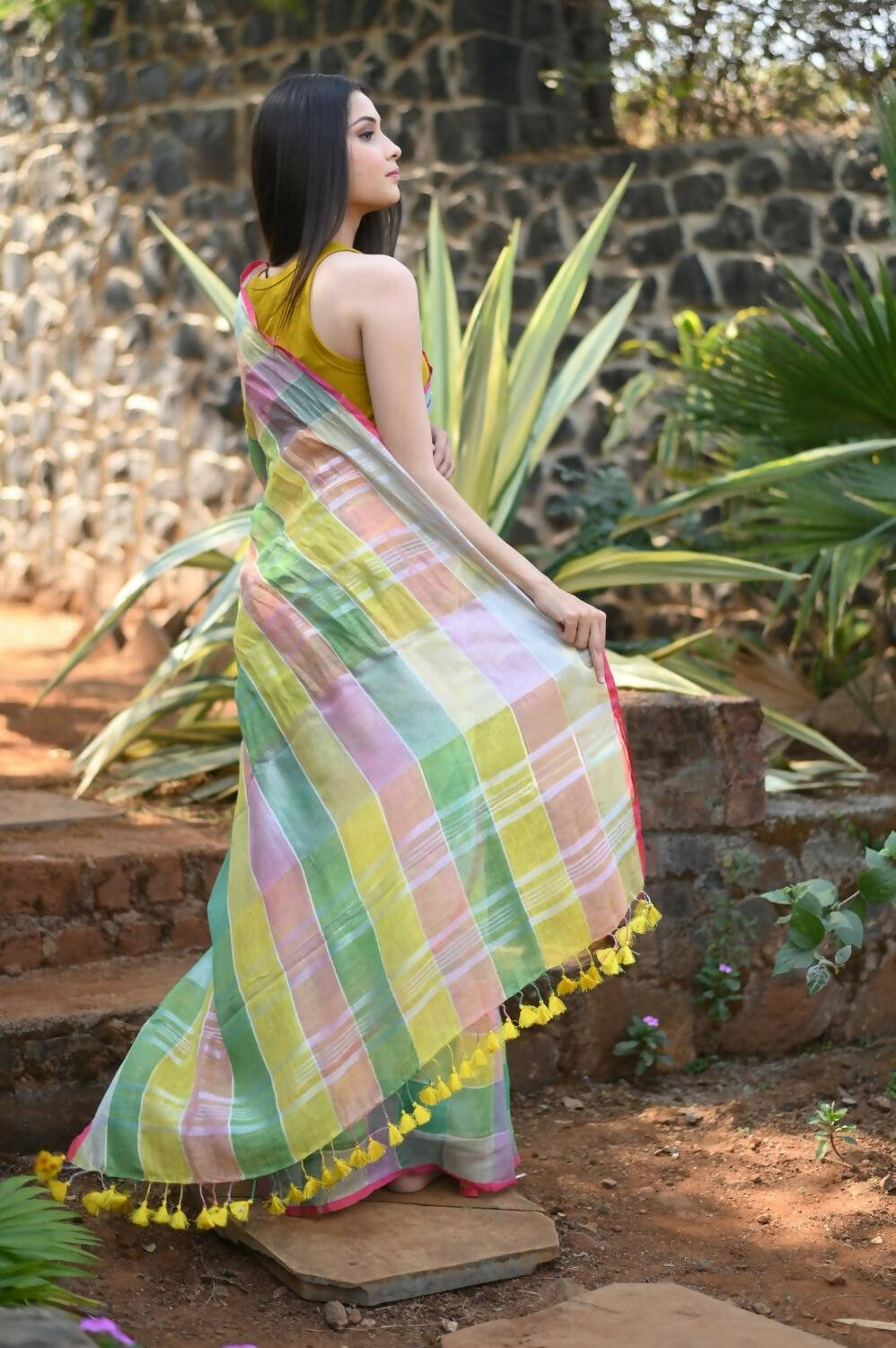 Very Much Indian Pure Linen Saree With Sleek Border And Exclusive Design - Beige