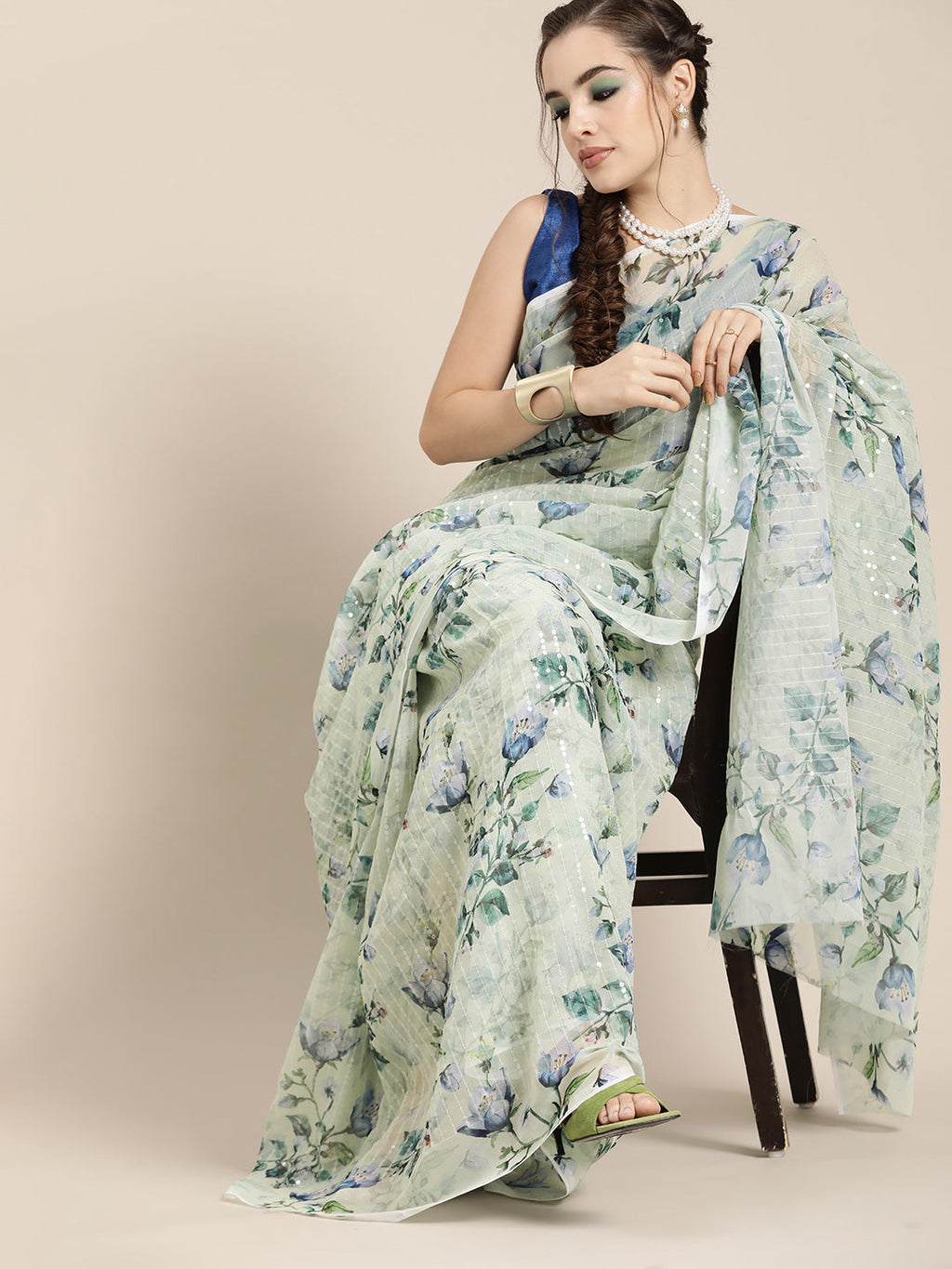 Saree Mall Blue Floral Sequinned Linen Blend Chanderi Saree