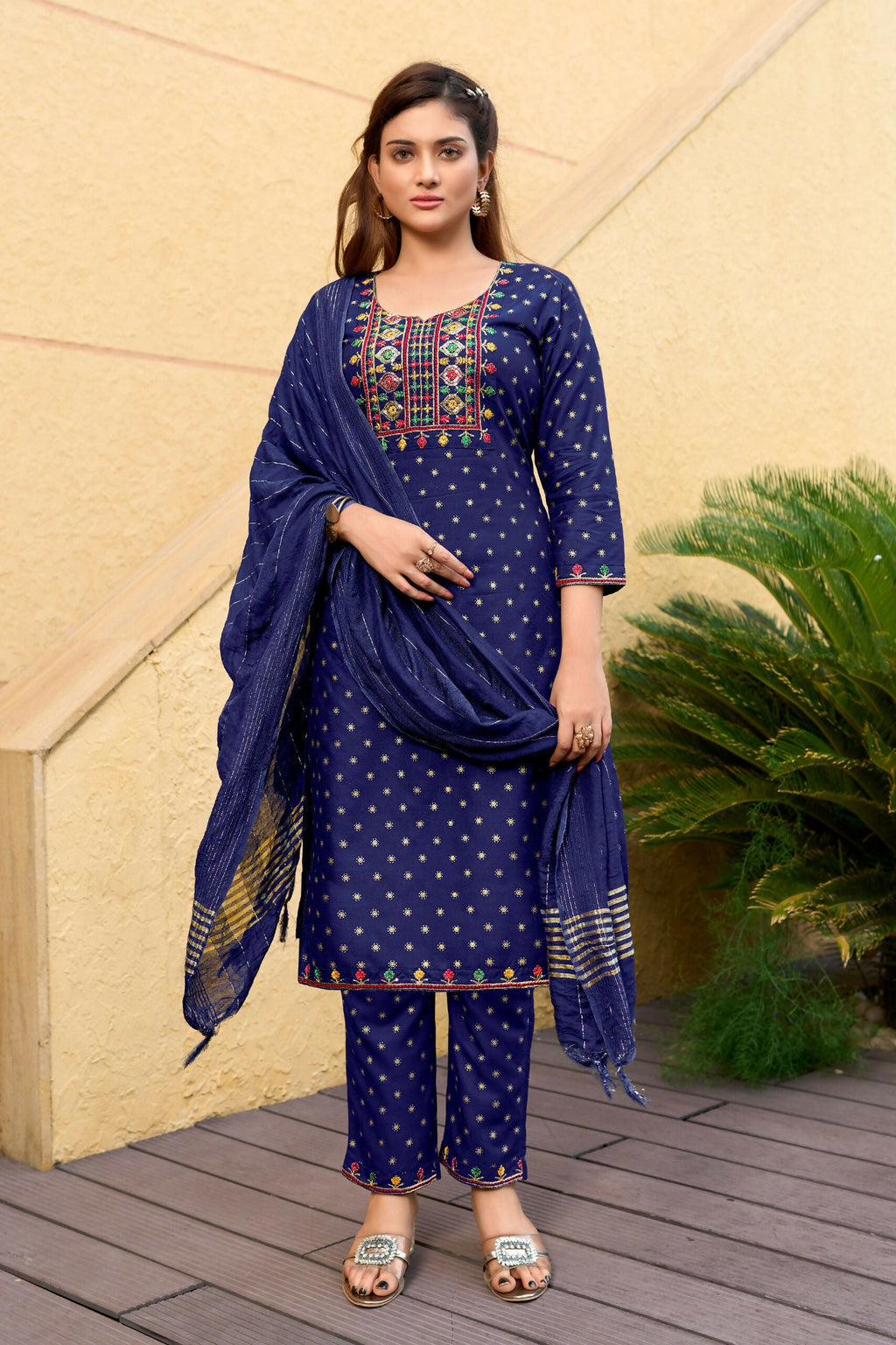 Jyoti Fashion Women's Blue 14KG Rayon Foil Print with Embroidery Kurta Set