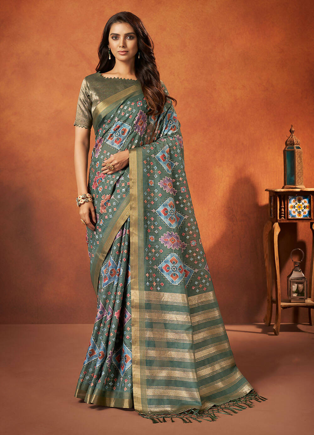 Green Rangkat and Crepe Silk Aztec Saree With Unstitched Blouse Piece - Mohmanthan Royal Saachi