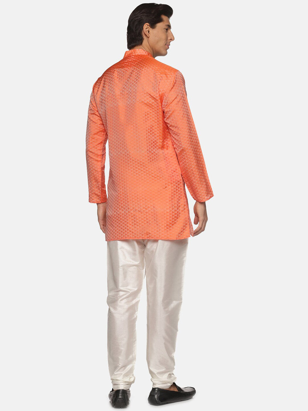 Sethukrishna Men Orange Kurta with Pyjamas