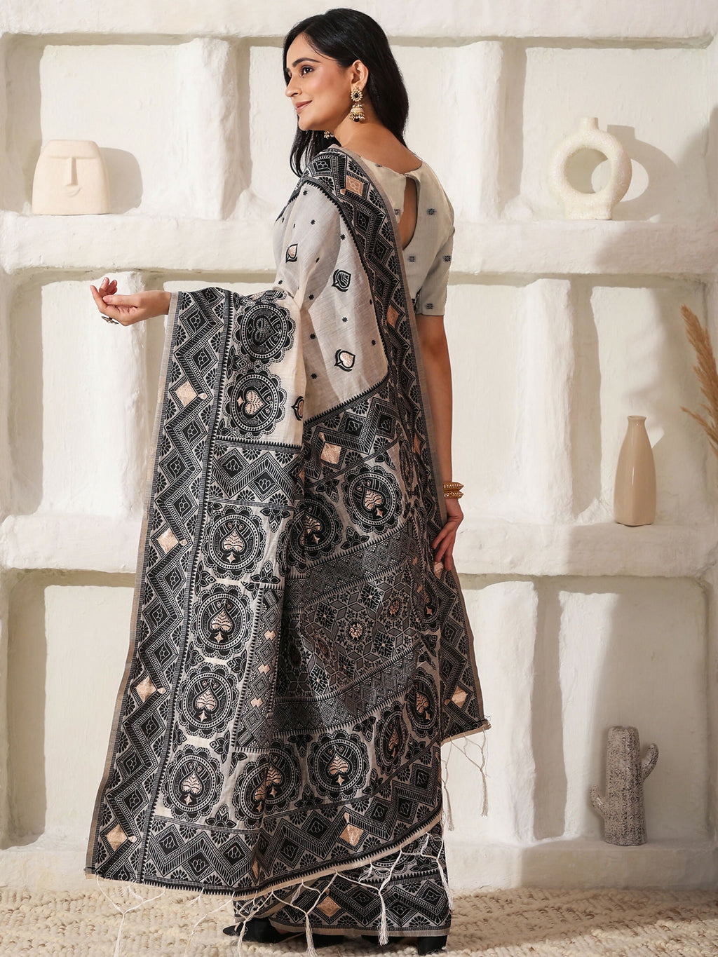 Shree Shyam Fashion Linen Cotton Black & Cream Saree