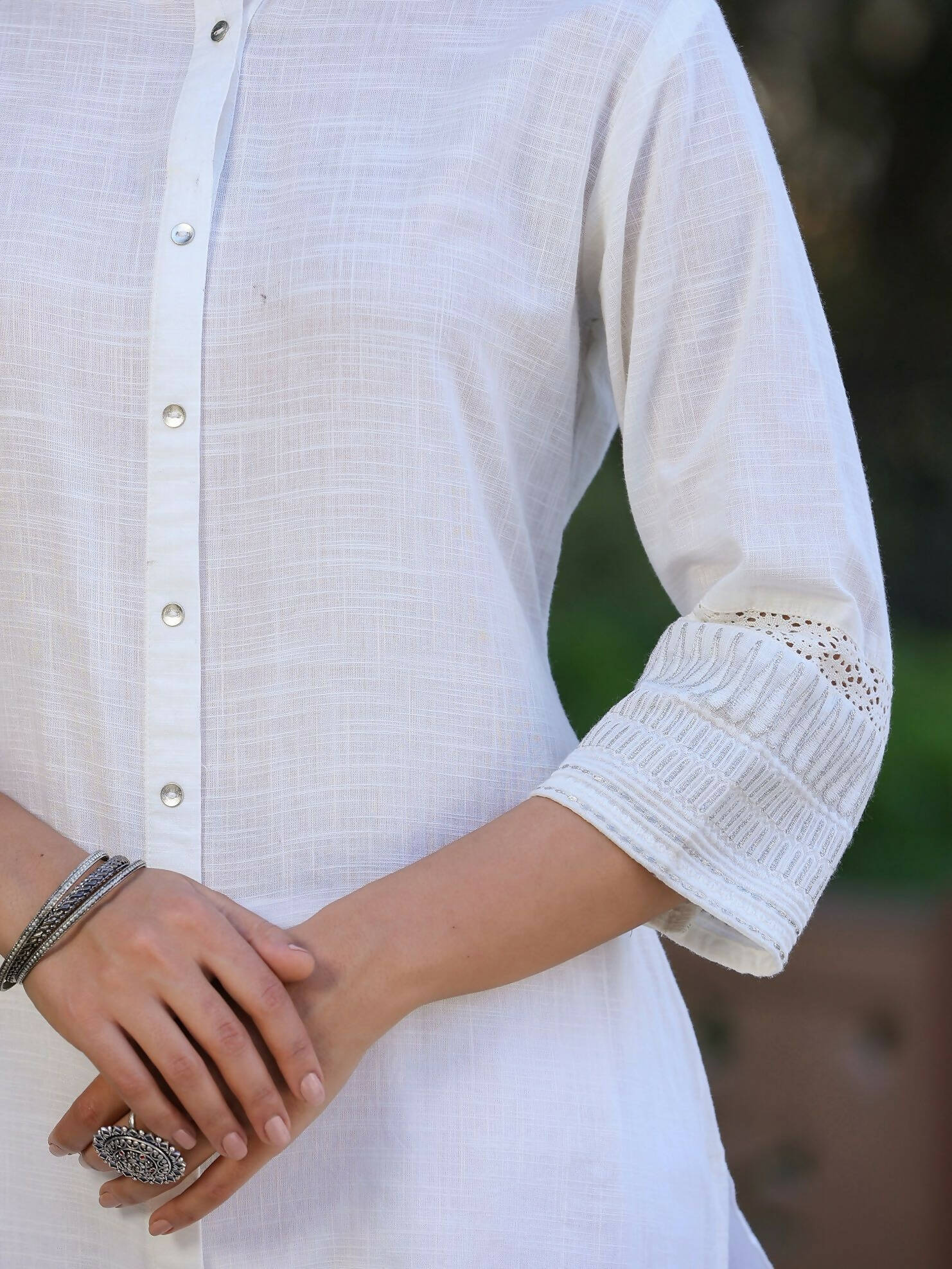 Juniper Women's White Cotton Slub Embroidered Straight Kurta