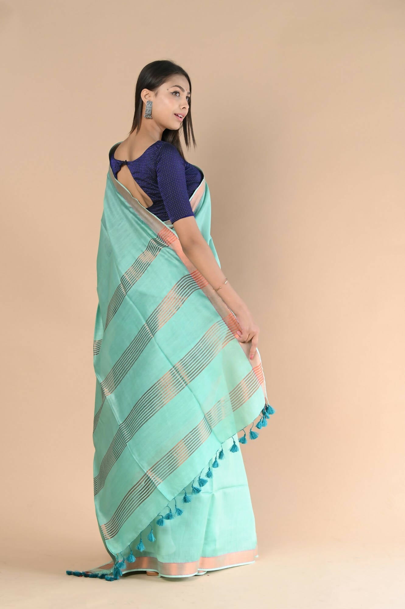 Very Much Indian Handloom Cotton Silk Maheshwari Saree With Sleek Golden Border - Teal Green