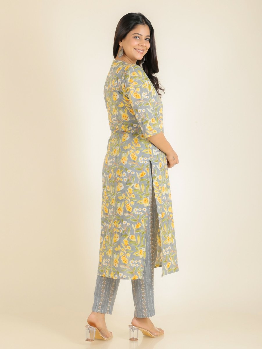 Aramya Straight Soft Cotton Floral Print Women's Kurta Set - Grey