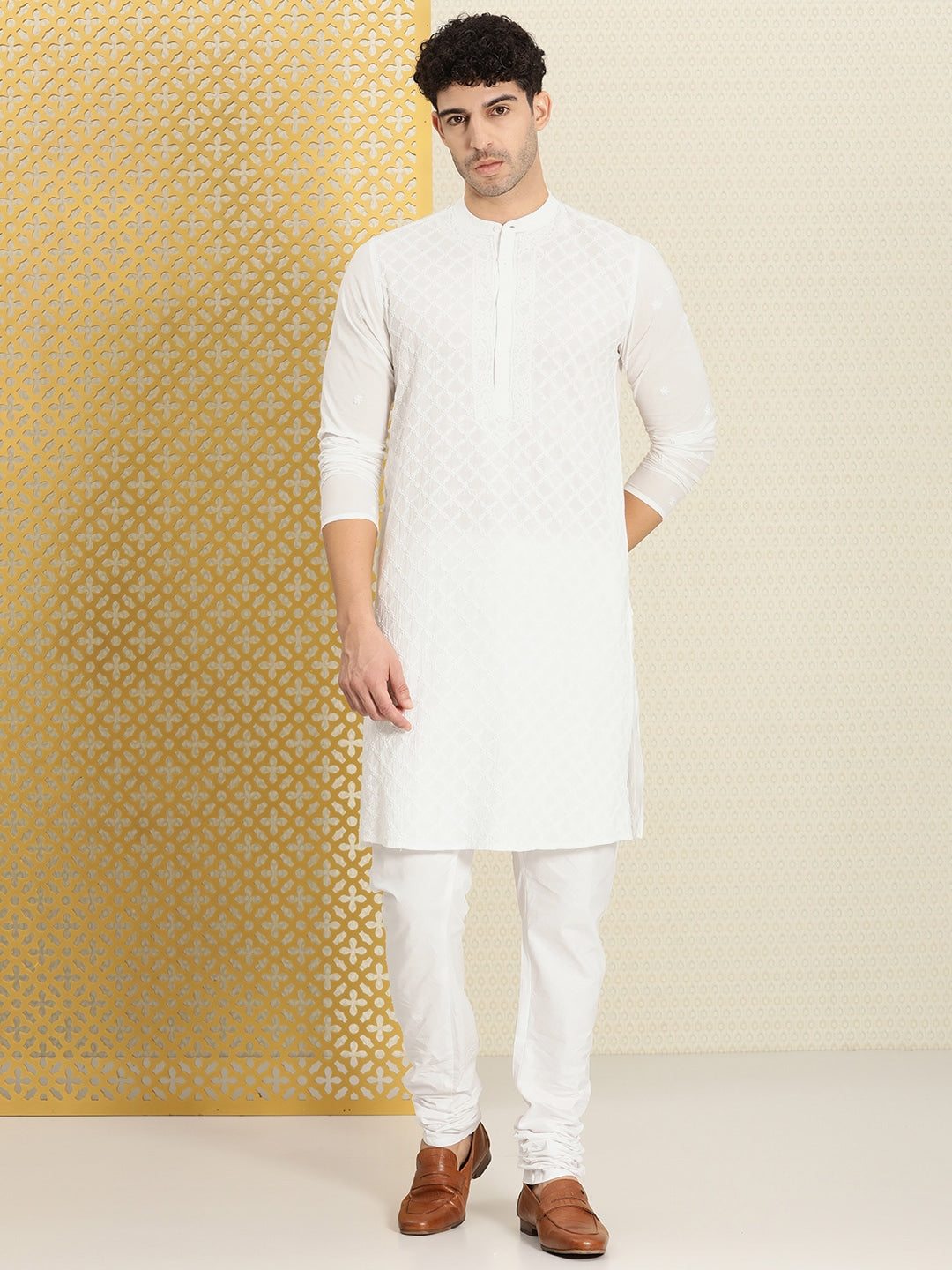 House of Pataudi Men Chikankari Embroidered Pure cotton Jashn Kurta with Churidar