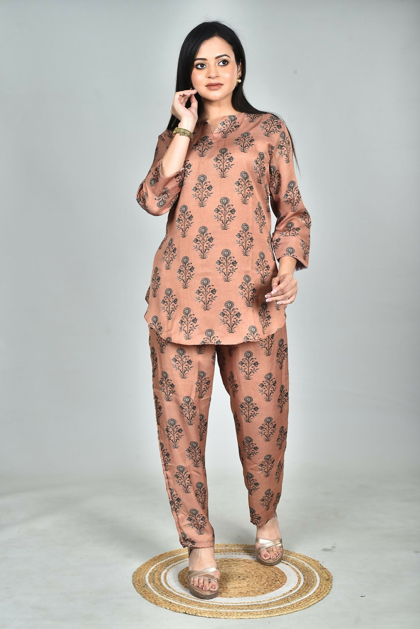 Morchari Digital Print Semi Muslin Co-Ord Set Top & Trouser-Multicolor