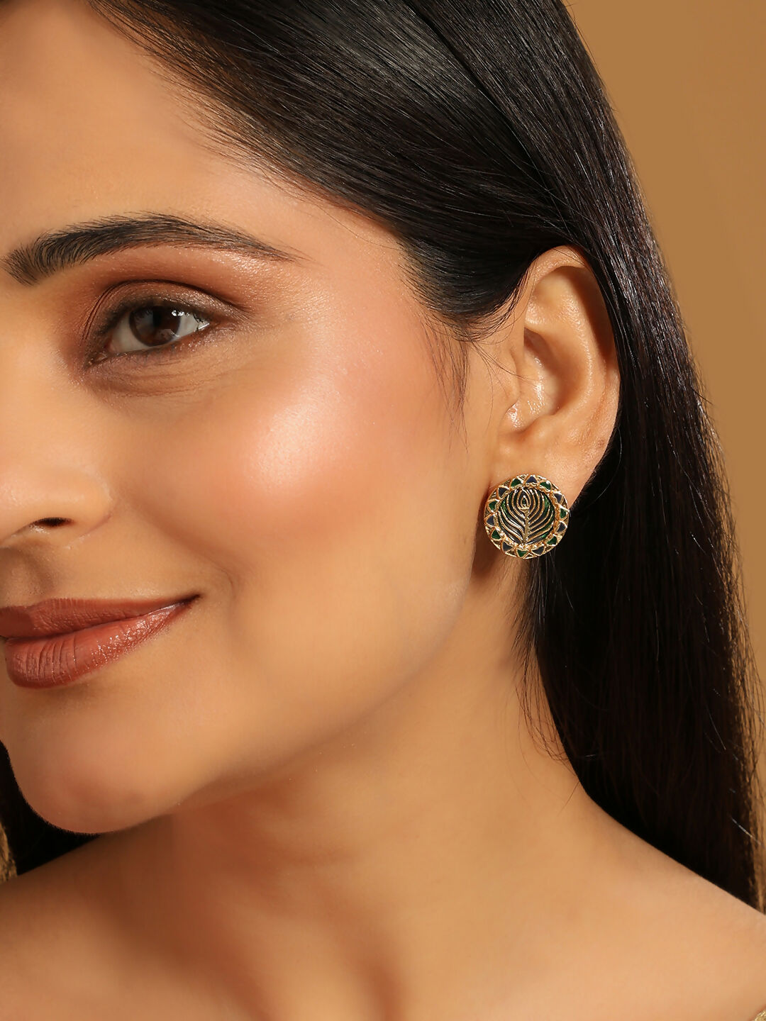 Nuyug 22K Gold Plated Contemporary Round Shaped Enamel Studs
