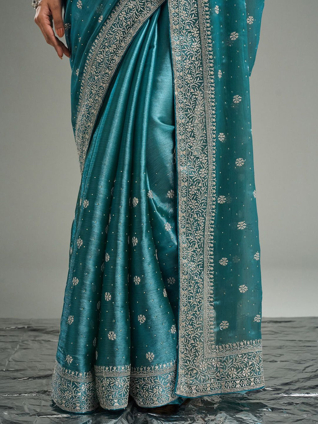 kasee Floral Embroidered Silk Blend Saree