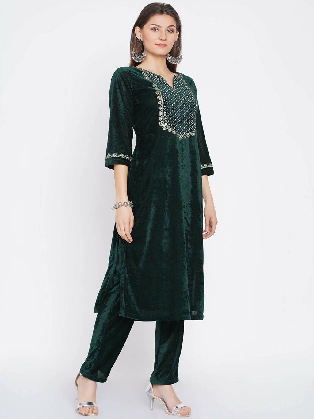 Women Republic Green Velvet Embroidered Kurta With Pant