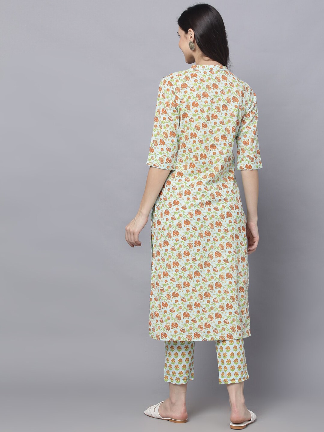 HERE&NOW Women Green Floral Printed Kurta with Trousers