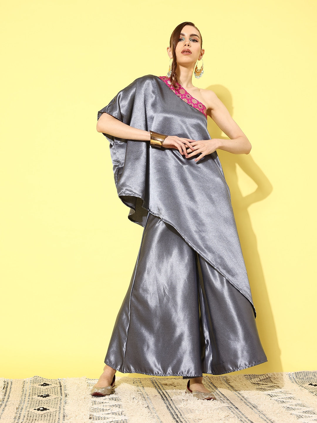 InWeave Women's Grey Pink Brocade Satin Oneshoulder Kurta Set