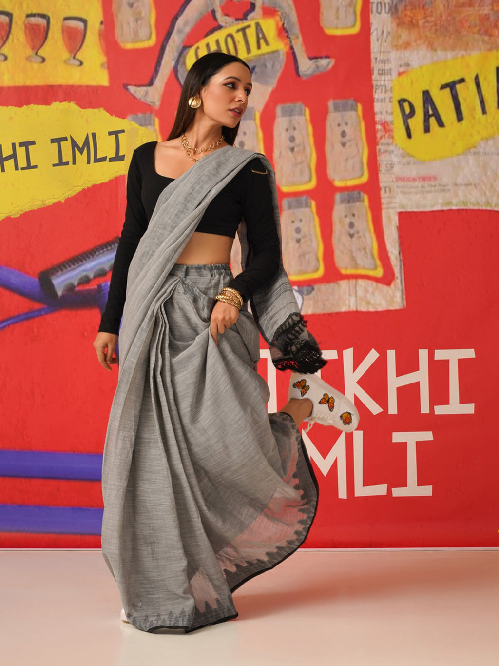 Tikhi Imli Woven Design Cotton Blend Saree