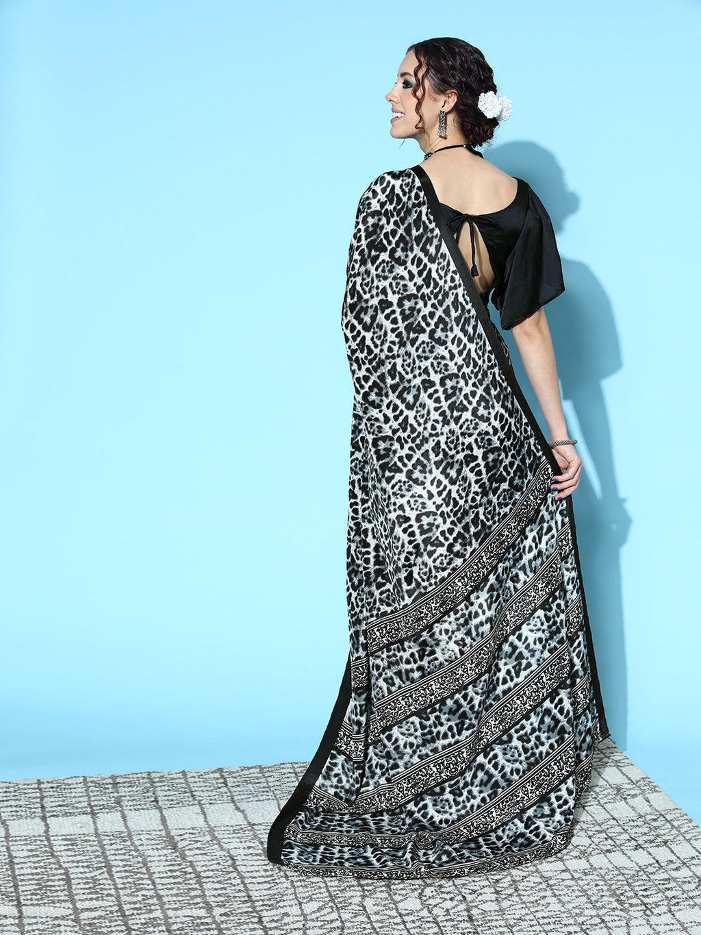 Saree Mall Black & White Printed Saree