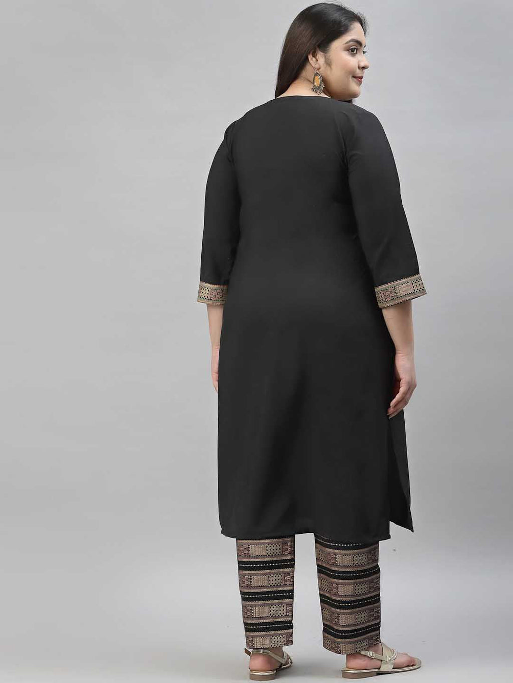 Sztori Plus Size Ethnic Motifs Printed Regular Kurta with Trousers