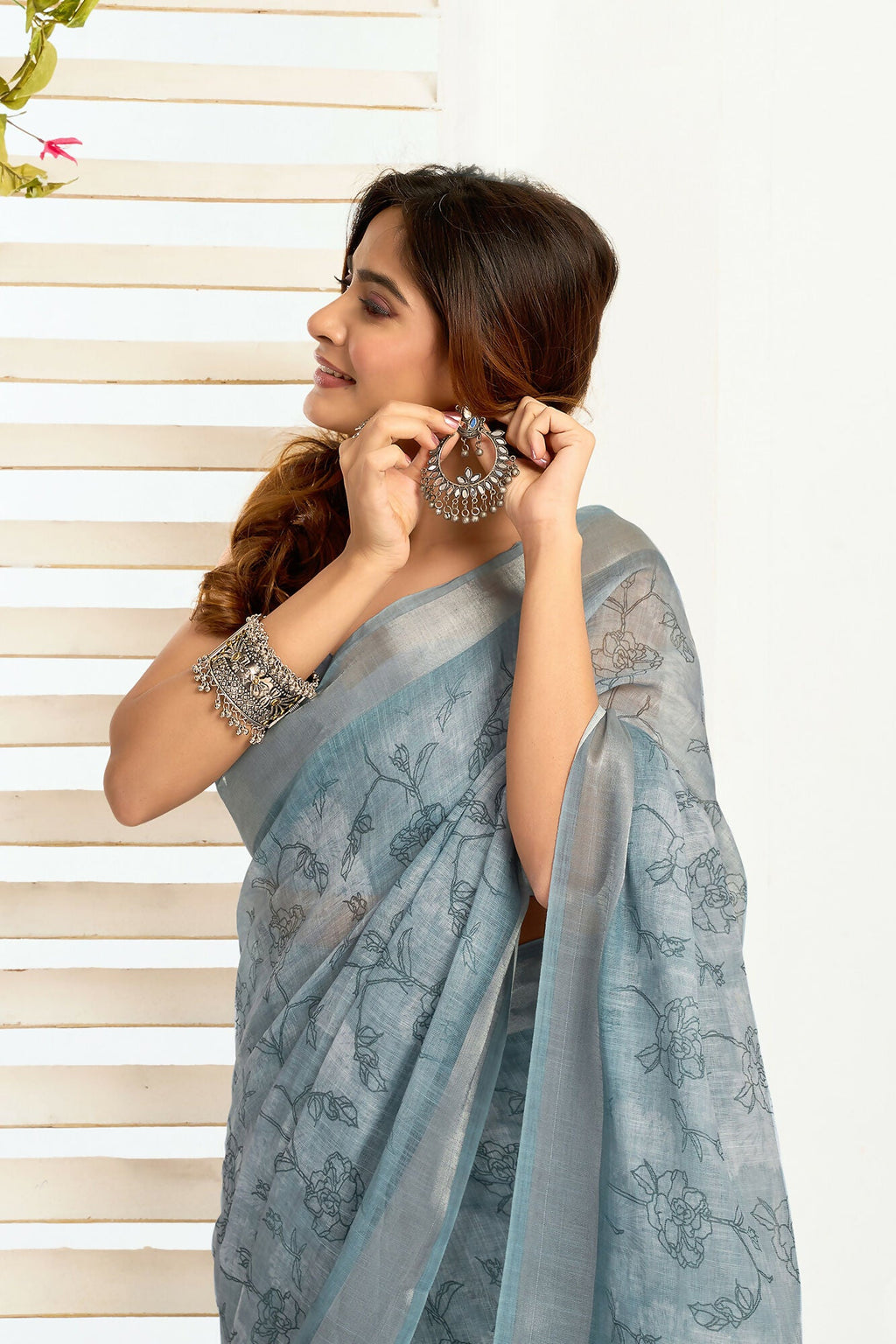 Vastranavya Sea Blue Digital Printed Linen Ready To Wear Designer Saree with Unstitched Blouse