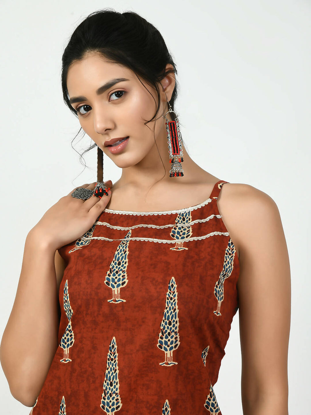 Myshka Women's Rust Printed Kurta With Trouser