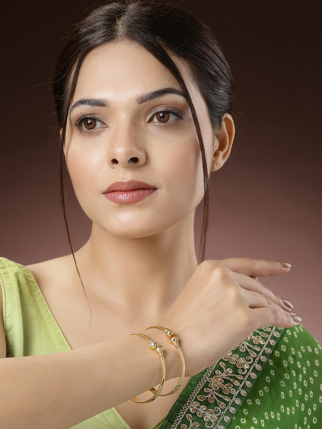 NVR Women's Set of 2 Gold-Polished Handcrafted Adjustable Bangles