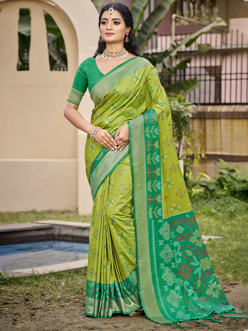 Shree Shyam Fashion Pochampalli Silk Light Green Saree