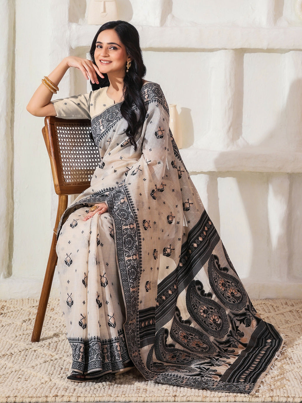 Shree Shyam Fashion Linen Cotton Black & Cream Saree