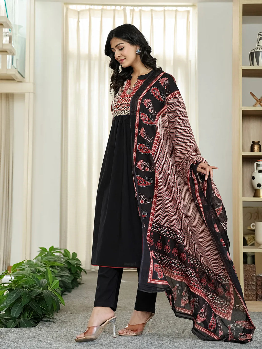 Yufta Black Cotton A Line Mandarin Collar Gathered Kurta Dupatta Set