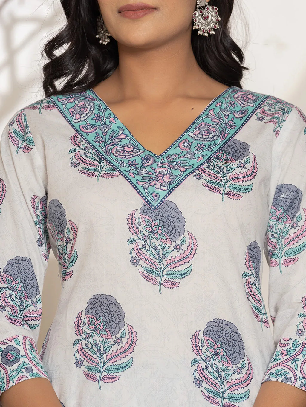 Yufta Blue & White Floral Print Cotton Straight Kurta Dupatta Set